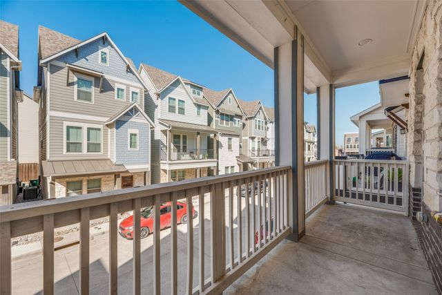 214 Lanyard Drive, Lewisville, TX 75057