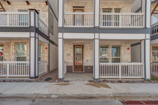 214 Lanyard Drive, Lewisville, TX 75057