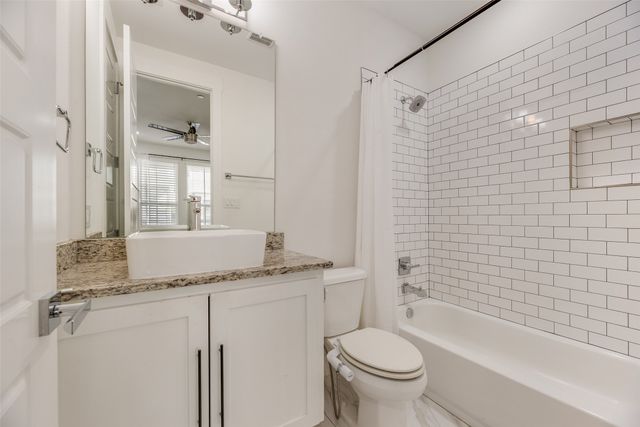 214 Lanyard Drive, Lewisville, TX 75057