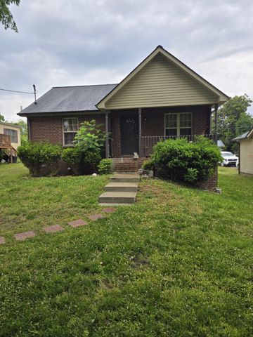 4223 Woods St, Old Hickory, TN 37138