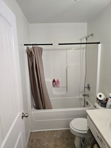 4223 Woods St, Old Hickory, TN 37138