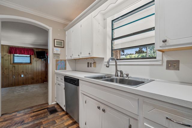 687 Terry Street, Hot Springs, AR 71913
