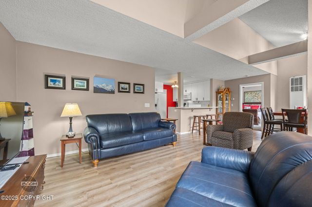 812 Wildrose Court, Anchorage, AK 99518