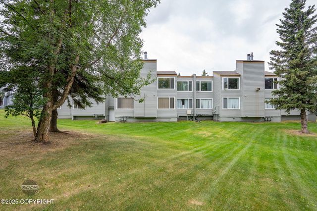 812 Wildrose Court, Anchorage, AK 99518