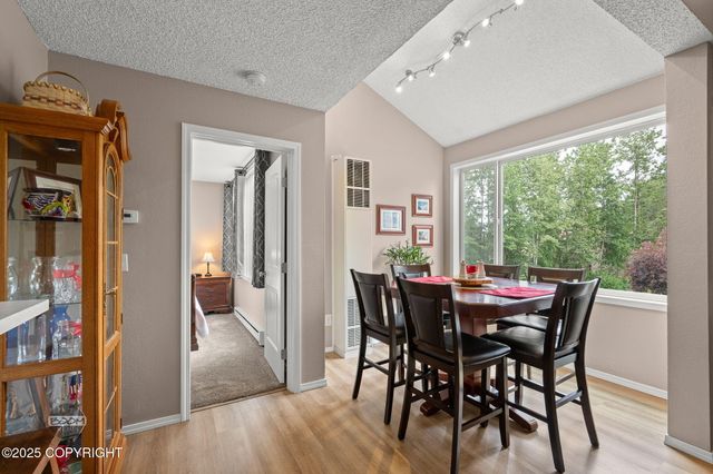 812 Wildrose Court, Anchorage, AK 99518