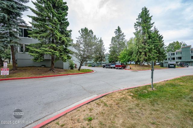 812 Wildrose Court, Anchorage, AK 99518