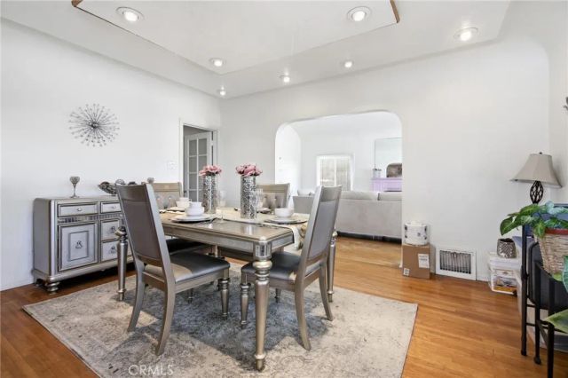 2142 W 73rd, Los Angeles, CA 90047