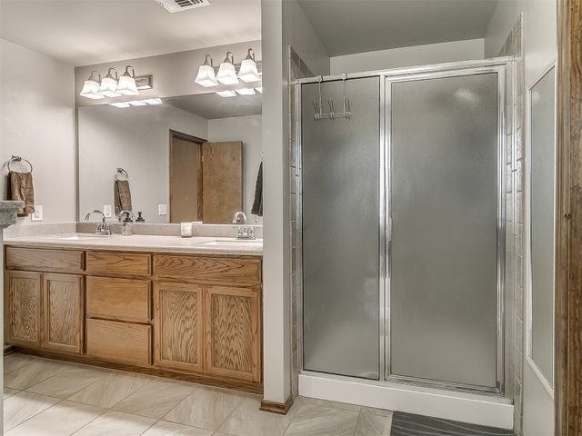 6912 NW 155th Terrace, Edmond, OK 73013