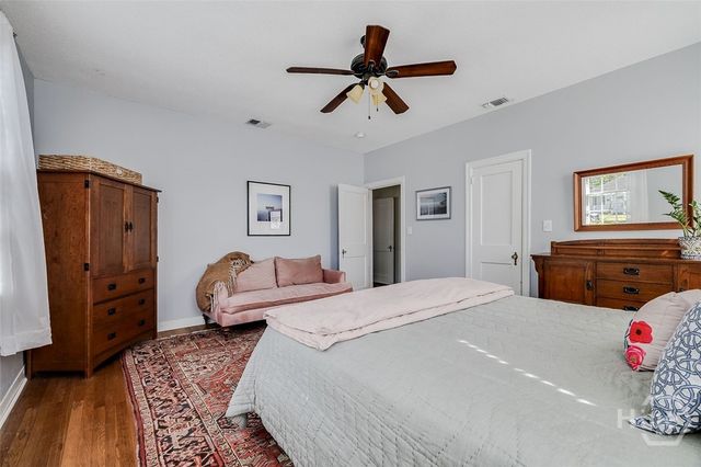 304 E 57th Street, Savannah, GA 31405