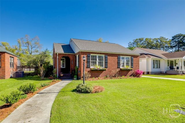 304 E 57th Street, Savannah, GA 31405