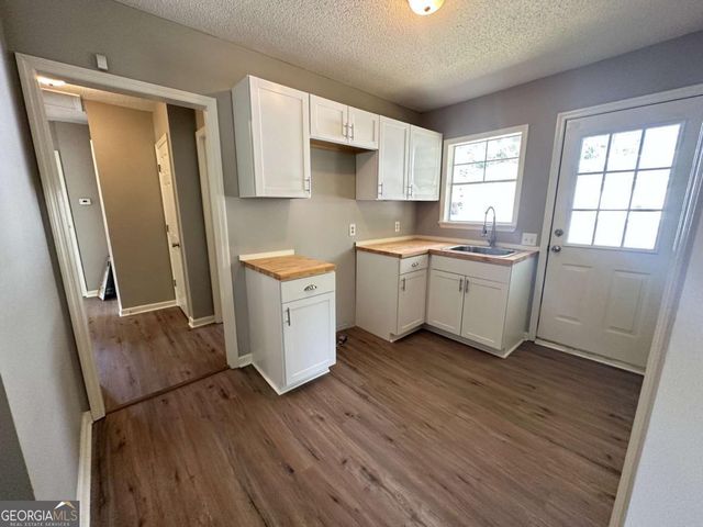 11 Pendleton Street, Baxley, GA 31513