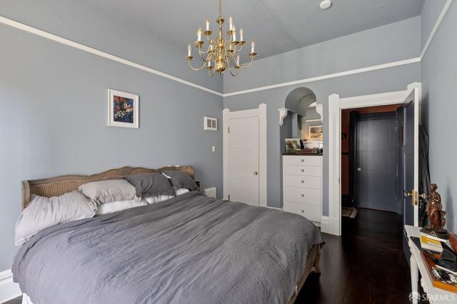2111 Bush Street, San Francisco, CA 94115
