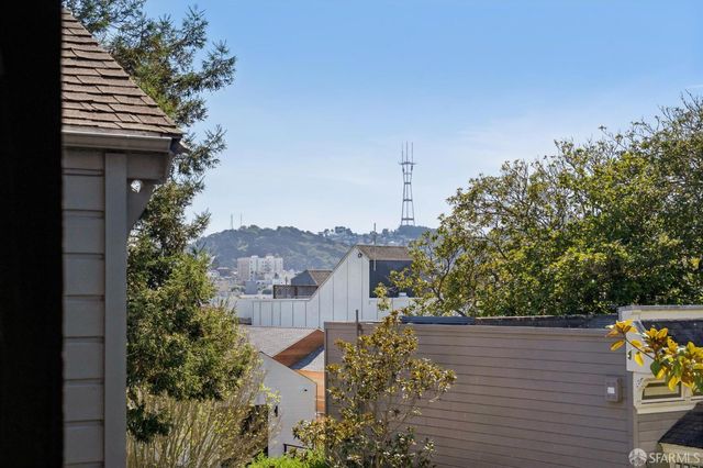 2111 Bush Street, San Francisco, CA 94115