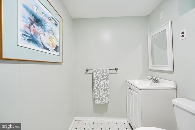 4230 DARLEIGH RD, Baltimore, MD 21236