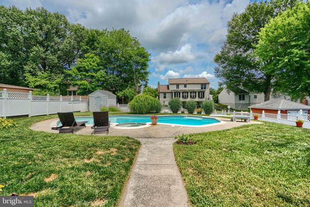 4230 DARLEIGH RD, Baltimore, MD 21236