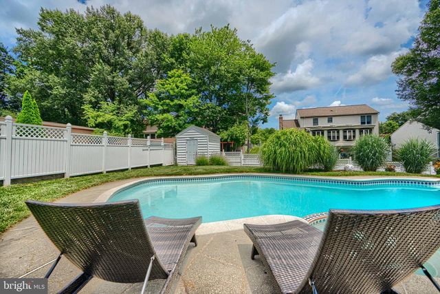 4230 DARLEIGH RD, Baltimore, MD 21236