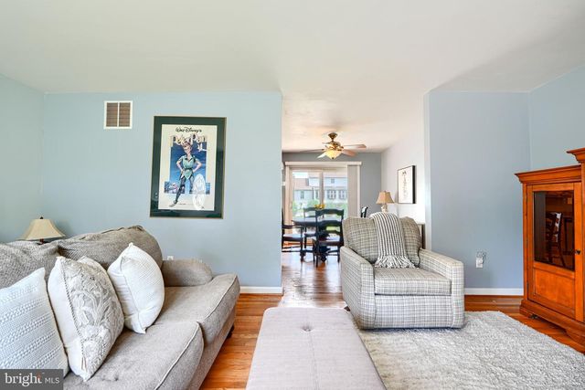 4230 DARLEIGH RD, Baltimore, MD 21236