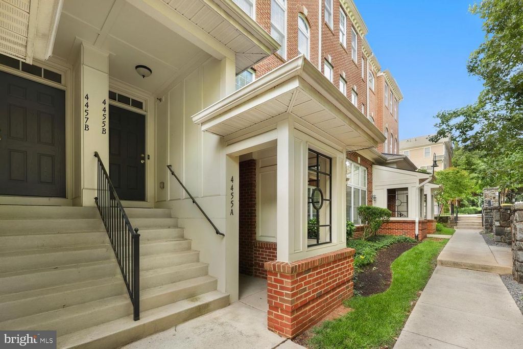 4455-A BEACON GROVE CIR #706A, Fairfax, VA 22033