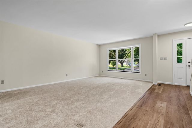 43618 Carla Drive, Paw Paw, MI 49079