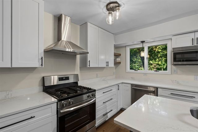 43618 Carla Drive, Paw Paw, MI 49079