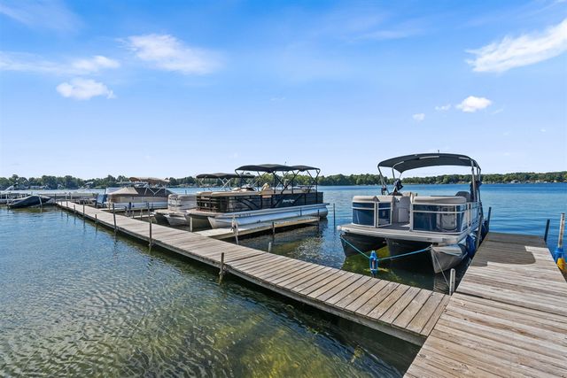 43618 Carla Drive, Paw Paw, MI 49079