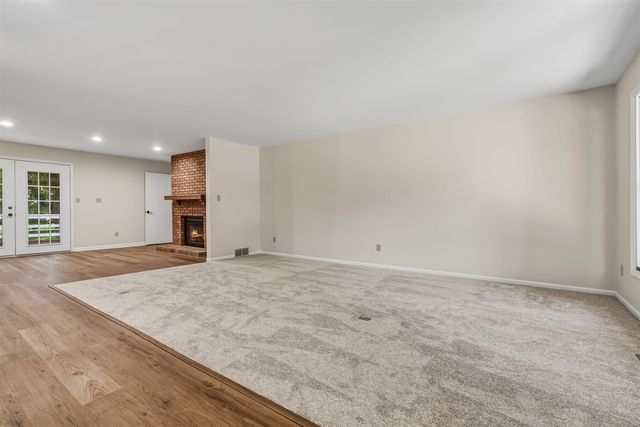 43618 Carla Drive, Paw Paw, MI 49079