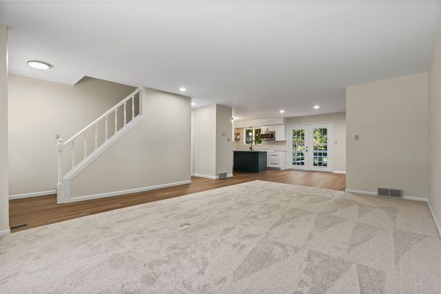 43618 Carla Drive, Paw Paw, MI 49079