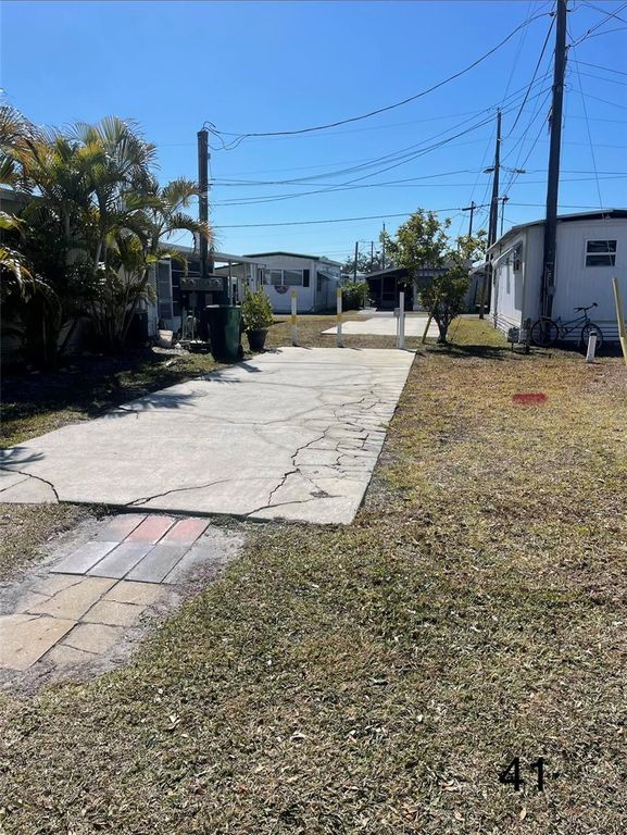 41 ILLINOIS STREET, Palmetto, FL 34221