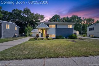 942 Panorama Drive, Milford Village, MI 48381