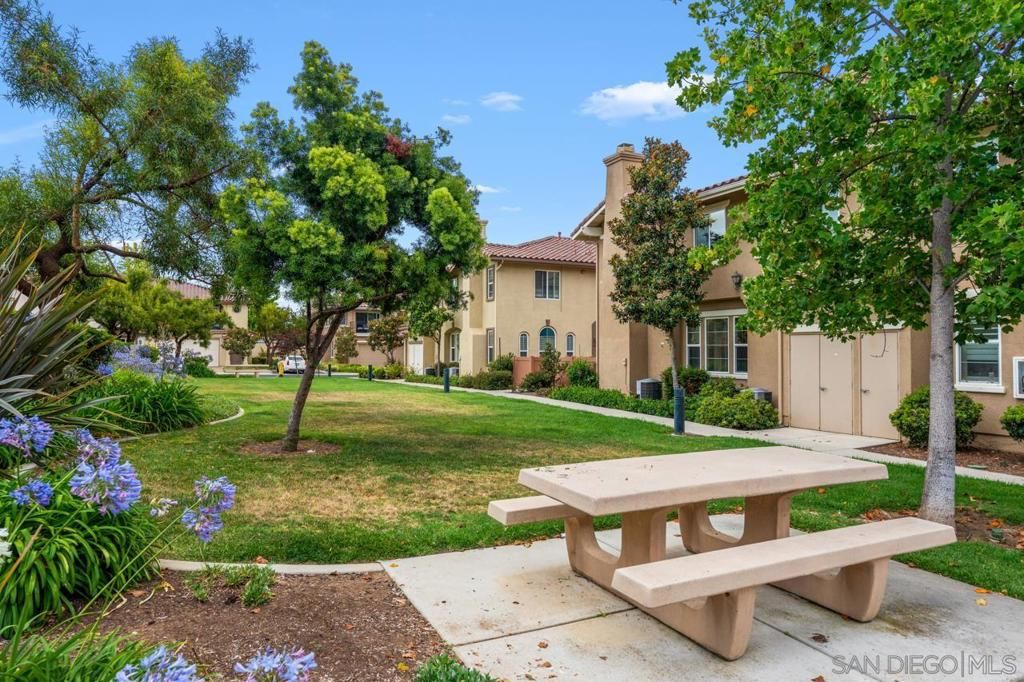 Image 28 of property listing at 1305 Isabella Way, Vista, CA 92084
