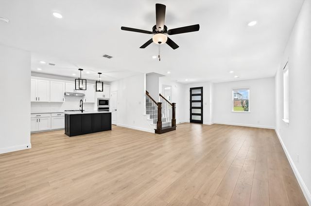 1113 Beebalm Mews, Celina, TX 75009