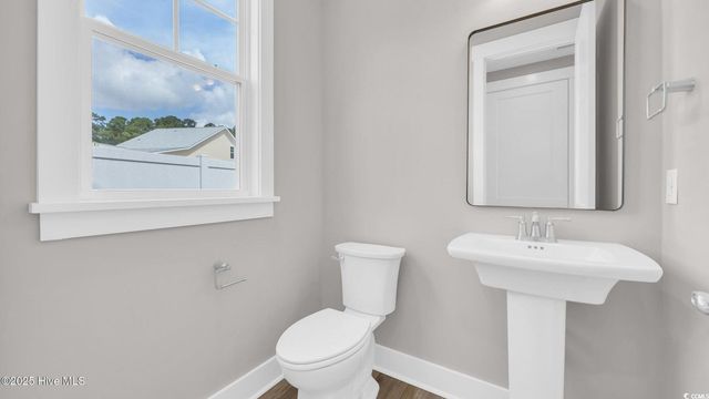 1529 Coastal Cove Ln, Calabash, NC 28467