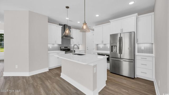 1529 Coastal Cove Ln, Calabash, NC 28467