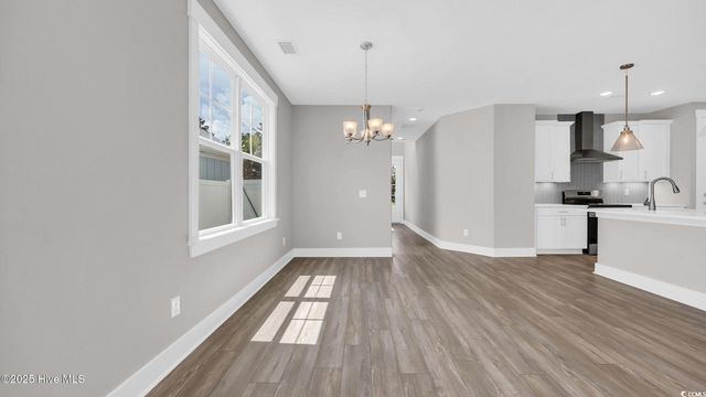 1529 Coastal Cove Ln, Calabash, NC 28467