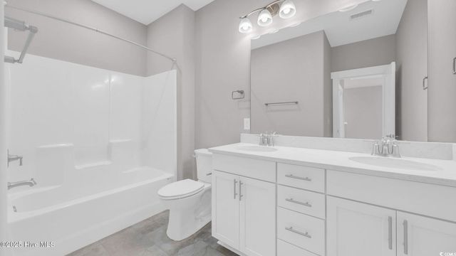 1529 Coastal Cove Ln, Calabash, NC 28467