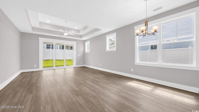 1529 Coastal Cove Ln, Calabash, NC 28467