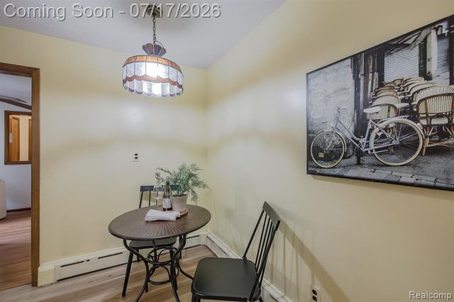 5511 Wright Drive, Troy, MI 48098