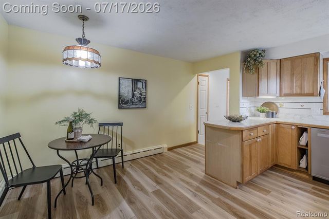 5511 Wright Drive, Troy, MI 48098