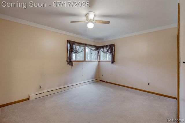 5511 Wright Drive, Troy, MI 48098