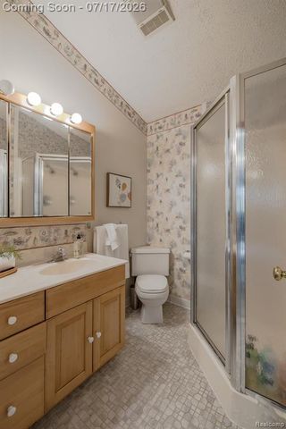 5511 Wright Drive, Troy, MI 48098