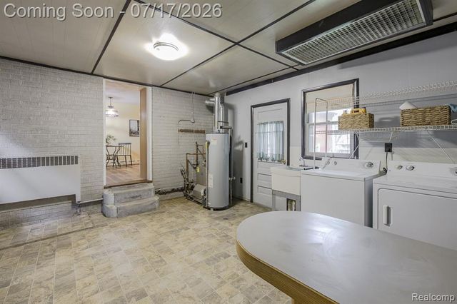 5511 Wright Drive, Troy, MI 48098