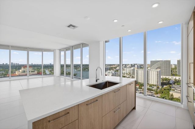 151 N Seabreeze Boulevard 1803-E, Fort Lauderdale, FL 33304