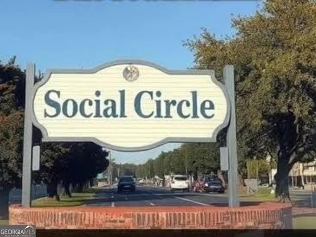 15 Meadow View Court, Social Circle, GA 30025