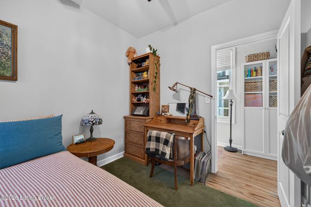 1835 Deer Park Ave, Louisville, KY 40205