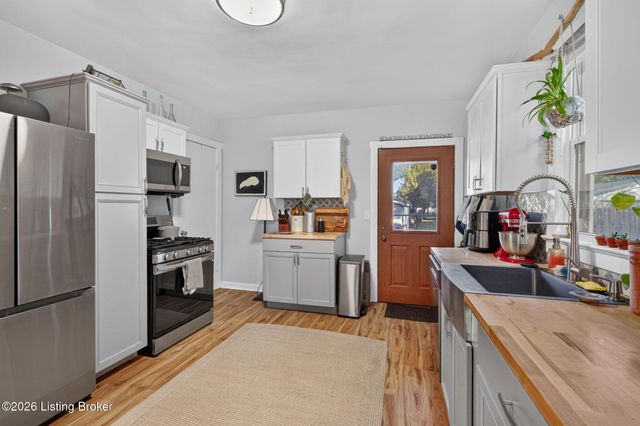 1835 Deer Park Ave, Louisville, KY 40205