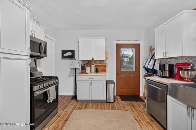 1835 Deer Park Ave, Louisville, KY 40205