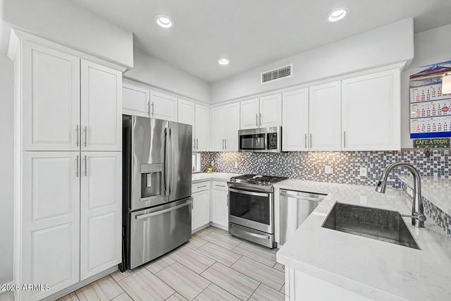 17850 N 68TH Street 3072, Phoenix, AZ 85054
