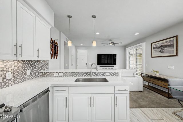 17850 N 68TH Street 3072, Phoenix, AZ 85054