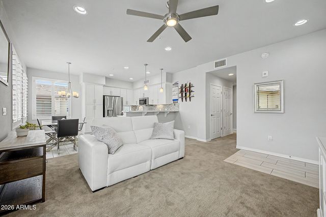 17850 N 68TH Street 3072, Phoenix, AZ 85054