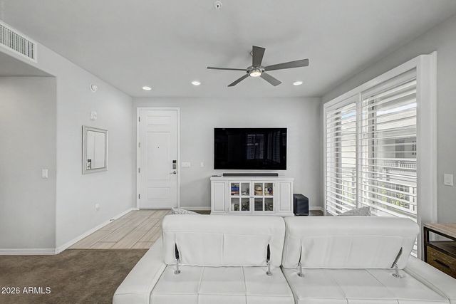 17850 N 68TH Street 3072, Phoenix, AZ 85054